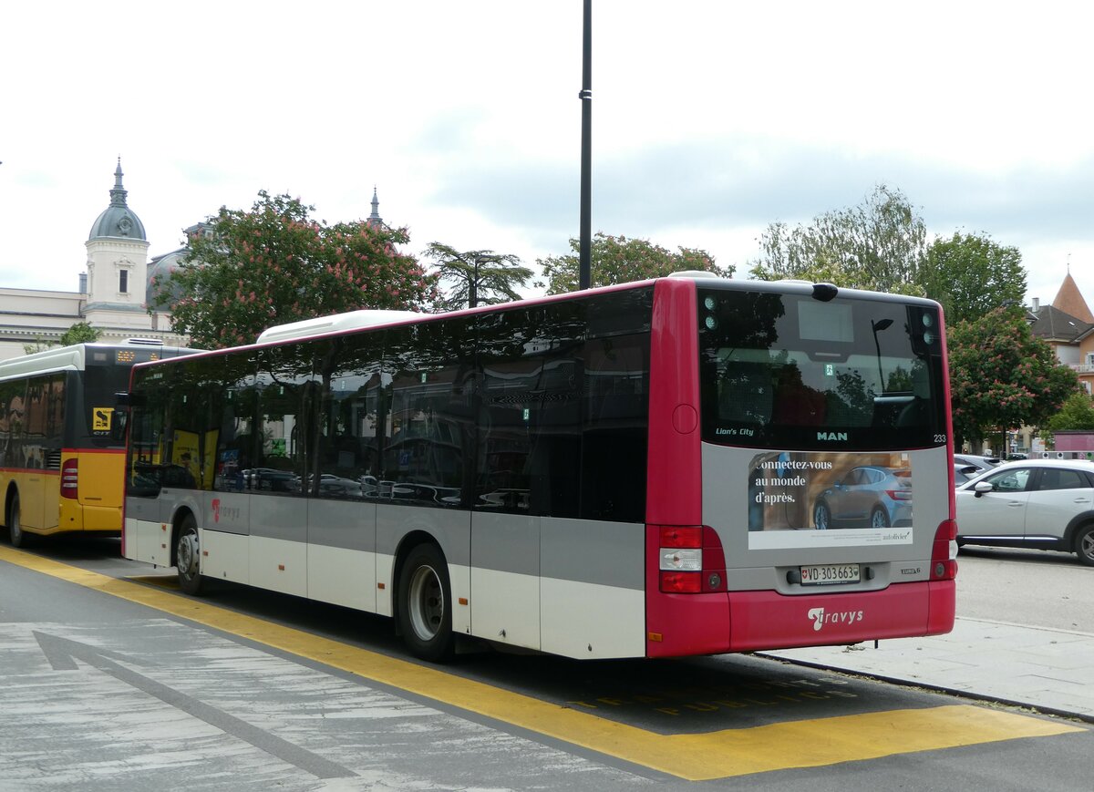 (250'165) - TRAVYS Yverdon - Nr. 233/VD 303'663 - MAN am 18. Mai 2023 beim Bahnhof Yverdon