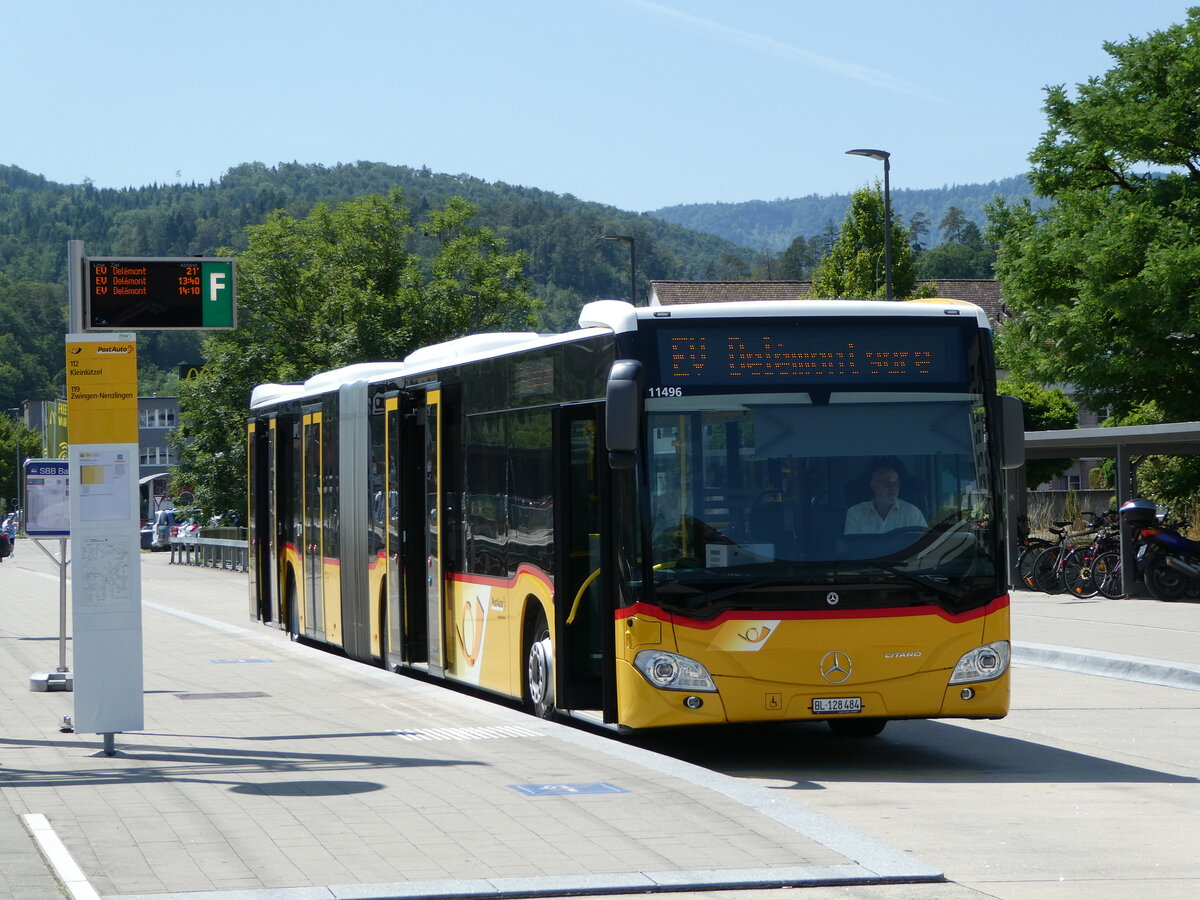 (252'422) - PostAuto Nordschweiz - BL 128'484/PID 11'496 - Mercedes am 7. Juli 2023 beim Bahnhof Laufen