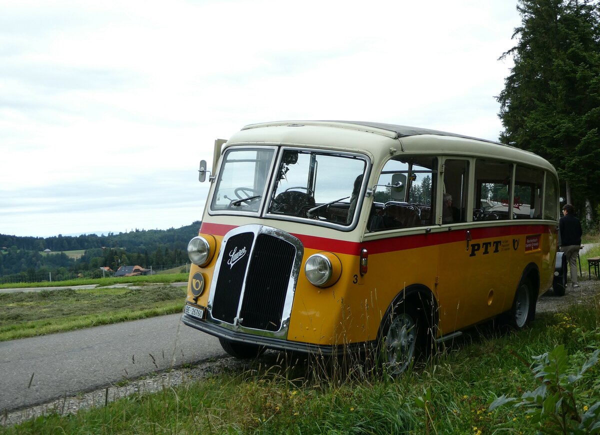 (253'537) - Schmid, Thrishaus - Nr. 3/BE 26'760 - Saurer/Gangloff (ex Geiger, Adelboden Nr. 3) am 9. August 2023 bei Schwendi