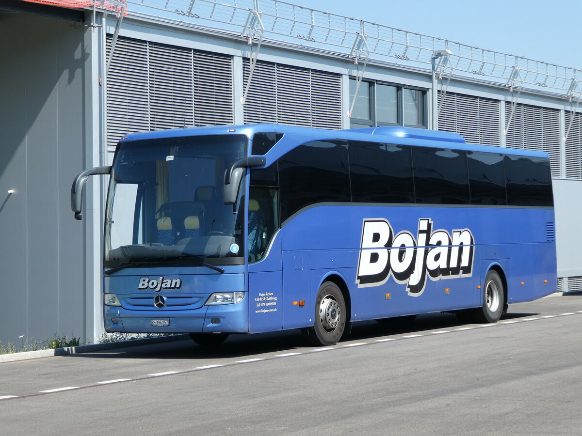 (254'092) - Bojan, Glattbrugg - ZH 396'257 - Mercedes am 21. August 2023 in Winterthur, EvoBus