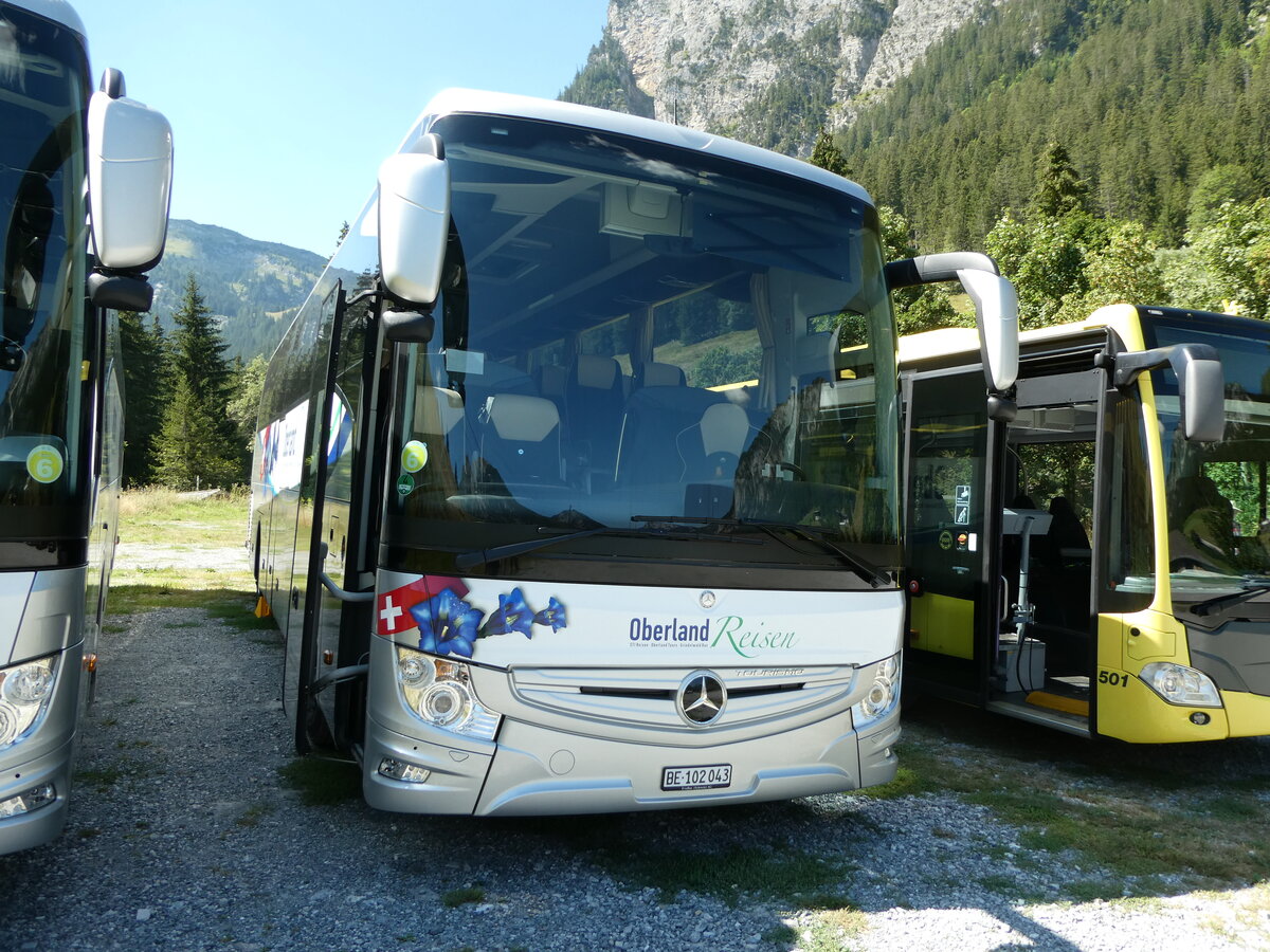 (254'132) - Oberland Reisen, Thun - Nr. 43/BE 102'043 - Mercedes (ex Nr. 41) am 22. August 2023 auf der Grimmialp