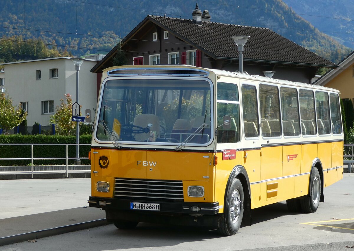 (256'478) - Aus Deutschland: Hahn, Mnchen - M-HH 668H - FBW/FHS (ex Michels, Schmallenberg; ex FRAM Drachten/NL Nr. 5; ex P 24'184) am 28. Oktober 2023 beim Bahnhof Sarnen