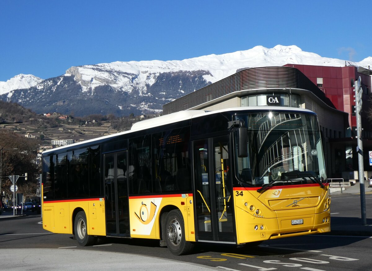 (258'574) - PostAuto Wallis - Nr. 34/VS 471'081/PID 10'790 - Volvo (ex TRD, Savise) am 11. Januar 2024 beim Bahnhof Sion