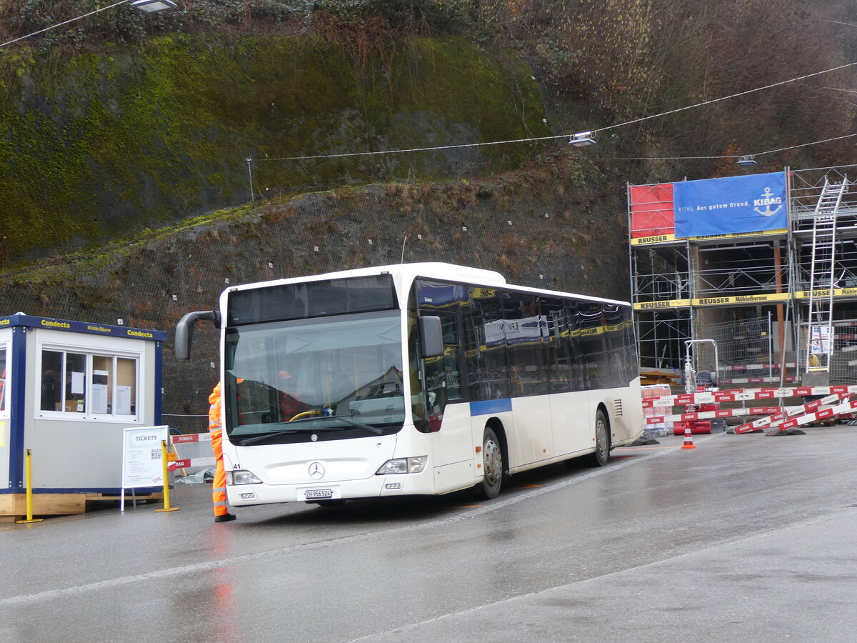 (259'204) - Welti-Furrer, Bassersdorf - Nr. 41/ZH 956'524 - Mercedes am 8. Februar 2024 in Wabern, Mani-Matter-Platz (Einsatz Gurtenbahn)