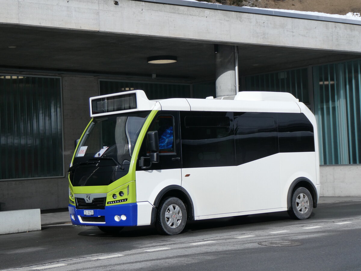 (259'261) - Thur-Taxi, Weinfelden - TG 32'756 - eKarsan am 10. Februar 2024 beim Bahnhof Andermatt (Einsatz Andermatt-Urserntal Tourismus, Andermatt)