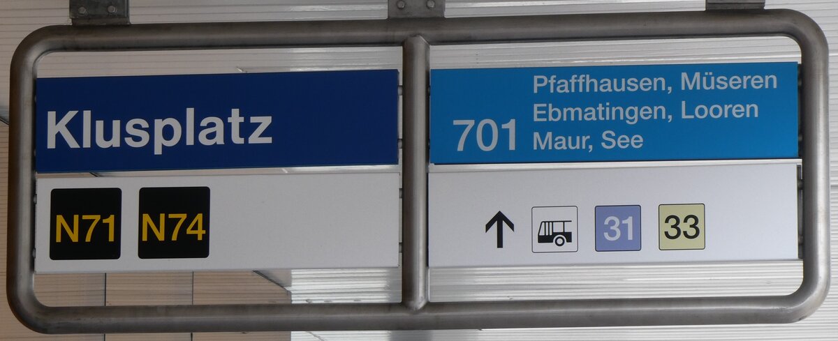 (260'129) - ZVV-Haltestellenschilder - Zrich, Klusplatz - am 4. Mrz 2024