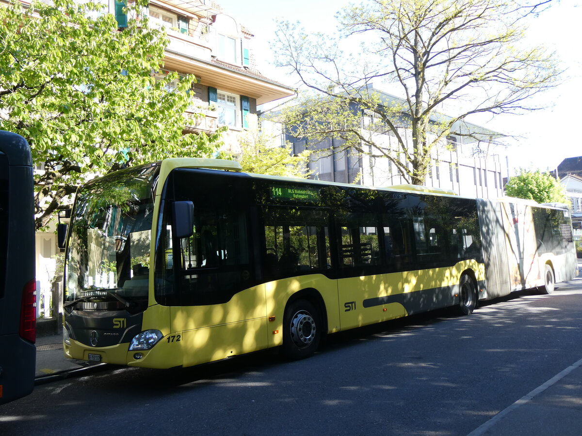 (261'729) - STI Thun - Nr. 172/BE 752'172 - Mercedes am 27. April 2024 beim Bahnhof Thun (Kante X)