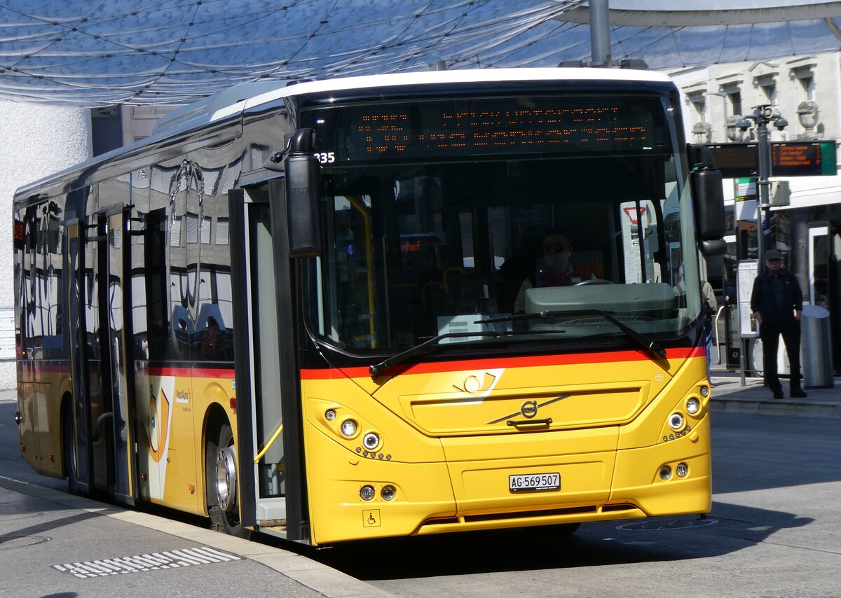 (263'391) - PostAuto Nordschweiz - AG 569'507/PID 11'537 - Volvo (ex Brem, Wlflinswil) am 6. Juni 2024 beim Bahnhof Aarau