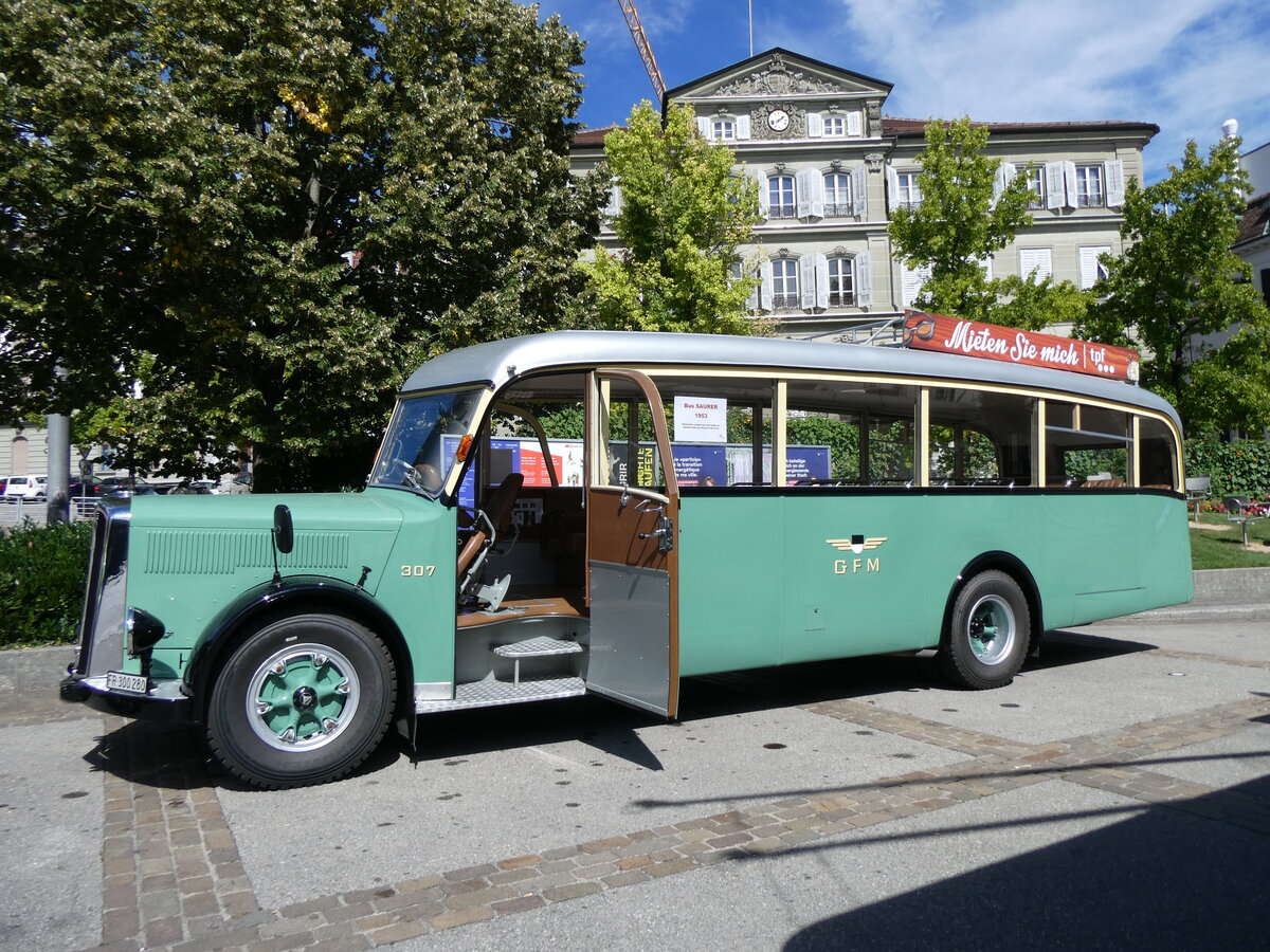 (266'788) - TPF Fribourg - Nr. 307/FR 300'280 - Saurer/Saurer (ex GFM Fribourg Nr. 307; ex GFM Fribourg Nr. 97) am 7. September 2024 in Fribourg, Place Georges Python