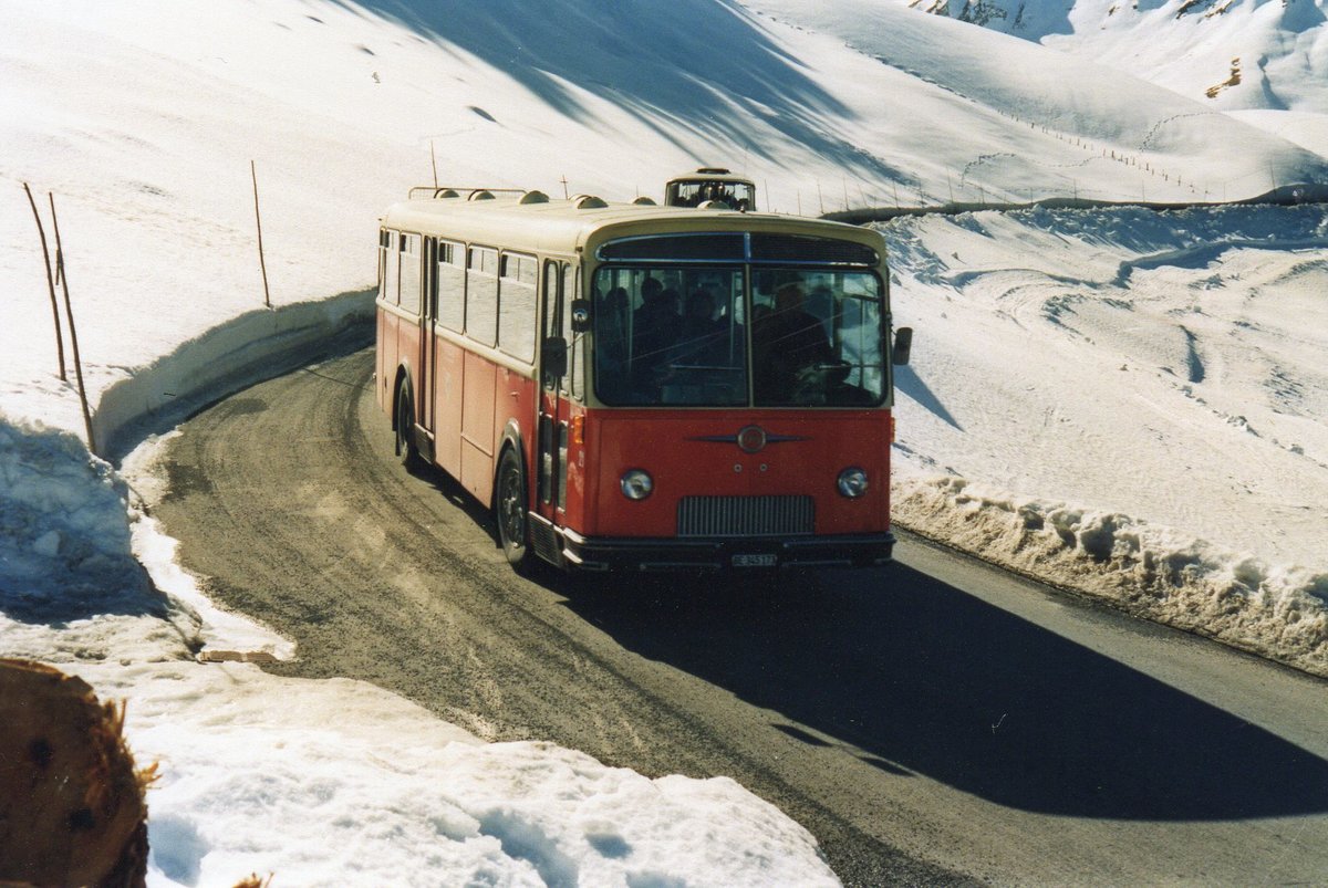 (AA 02) - Aus dem Archiv: AFA Adelboden - Nr. 21/BE 345'173 - FBW/Tscher (ex P 25'508) am 25. Februar 1990 in Adelboden, Geilsstrasse