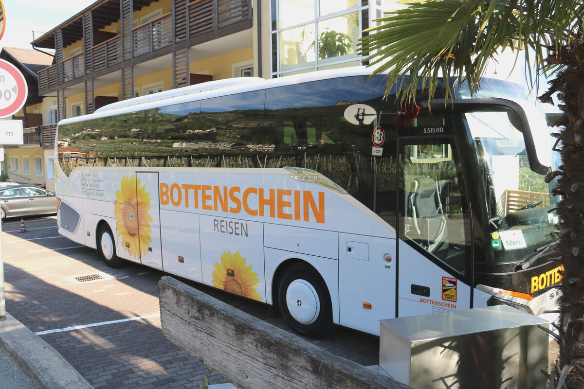 Aus Deutschland: Bottenschein, Ehingen - UL-BO 515 - Setra S 515 HD am 14. April 2024 in Algund (Aufnahme: Martin Beyer)