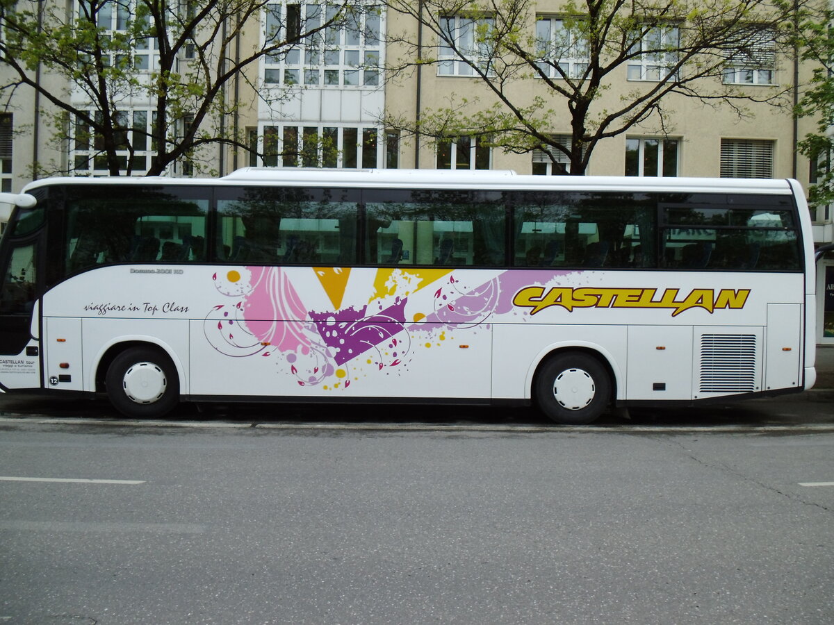 Aus Italien: Castellan, Cassola - Nr. 12 - Irisbus Domino am 10. April 2014 in Mnchen (Aufnahme: Martin Beyer) 