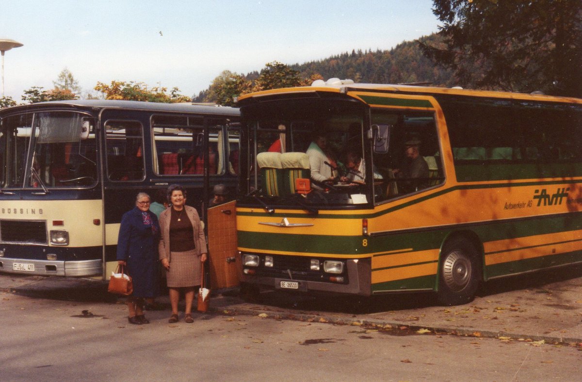 (HHT 409) - Aus dem Archiv: AvH Heimenschwand - Nr. 8/BE 26'510 - Neoplan im Oktober 1981