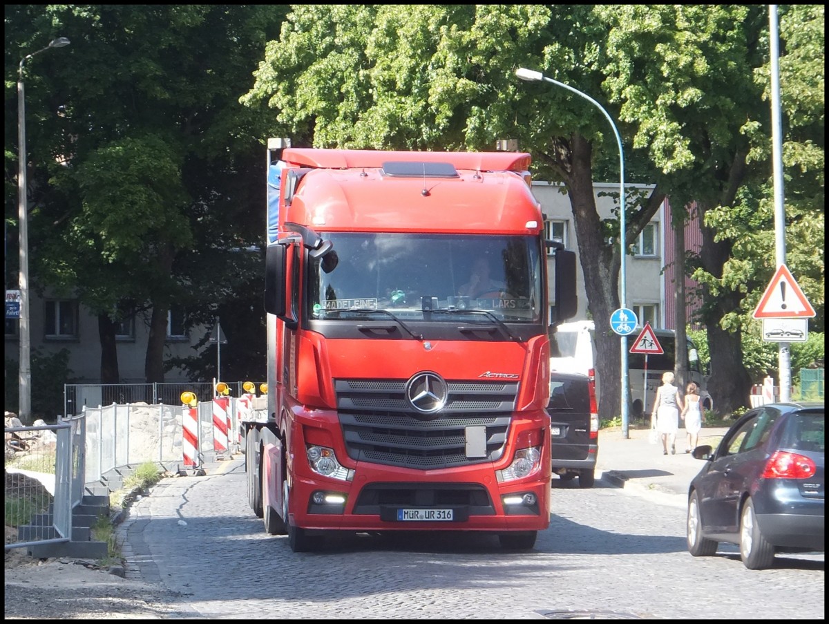 Mercedes Actros in Stralsund.
