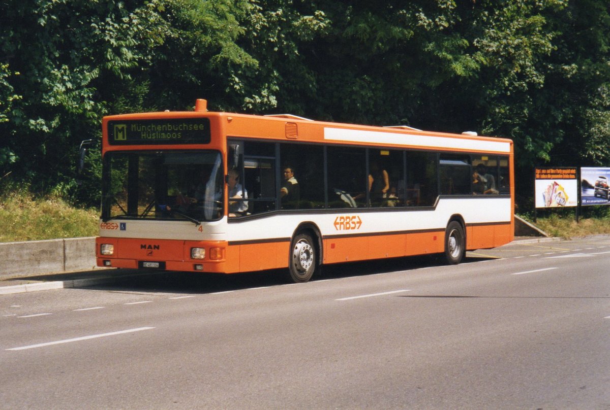 (R 2332) - Aus dem Archiv: RBS Worblaufen - Nr. 4/BE 481'104 - MAN am 27. Juni 2003 in Mnchenbuchsee