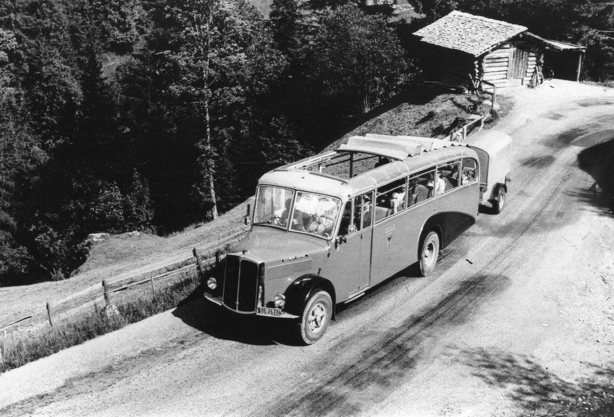 (R 24) - Aus dem Archiv: AFA Adelboden - Nr. 11/BE 26'774 - Saurer/Lauber um 1969 in Achseten, Tregel