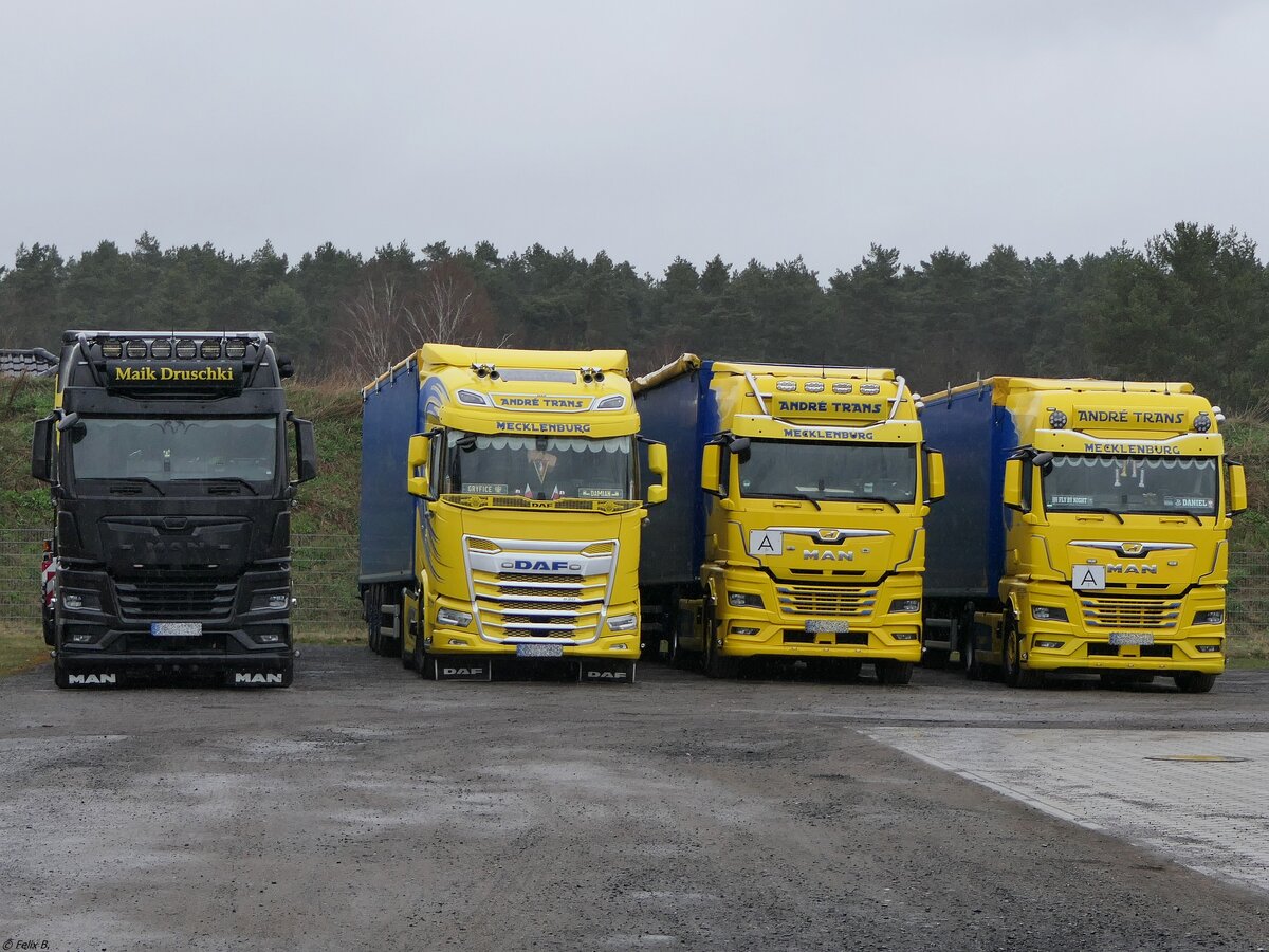 Verschiedene MAN und DAF Sattelzugmaschinen in Nossentiner Hütte.