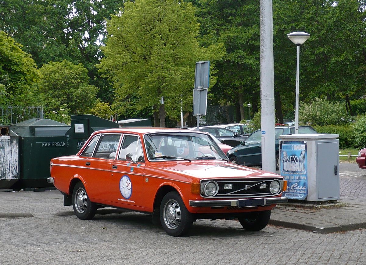 Volvo 144 Baujahr 1973. Leiden, Niederlande 15-05-2011.