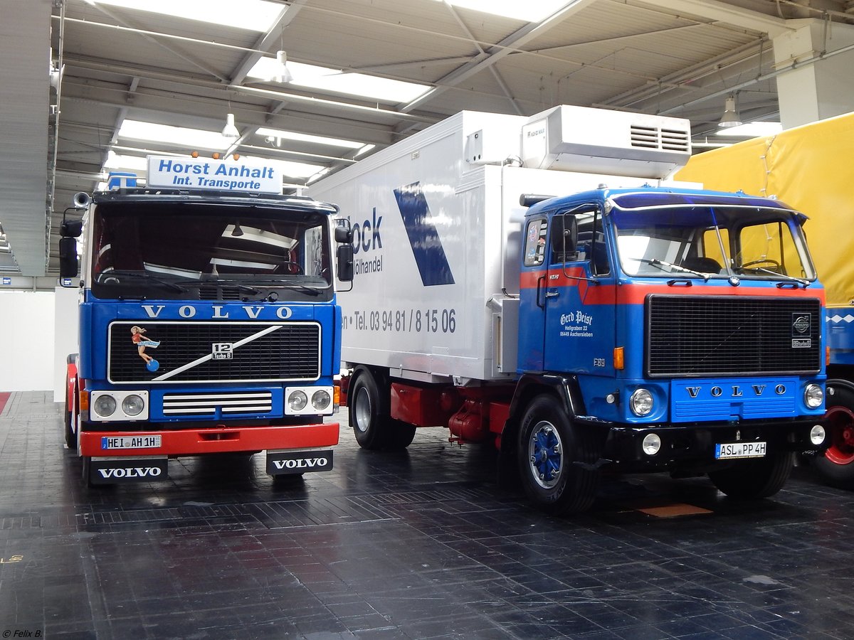 Zwei Volvo LKW in der Oldtimerhalle auf der IAA 2018 in Hannover.