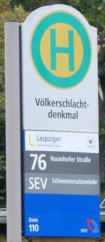 (264'724) - Leipziger Verkehrsbetriebe-Haltestellenschild - Leipzig, Vlkerschlachtdenkmal - am 11.