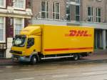 DAF LF 45.180 Baujahr 2011 der Firma DHL. Amsterdam, Niederlande 24-09-2014.