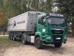 MAN TGS 18.360 Kipper-Sattelzug in Nossentiner H�tte.