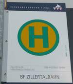 (175'878) - Zillertaler Verkehrsbetriebe/BB-POSTBUS-Haltestellenschild - Jenbach, Bf Zillertalbahn - am 18.