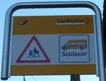 (173'127) - PostAuto-Haltestellenschild - Suscvaz, Scolacar - am 19.