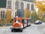 Eine Bimmelbahn der Werniger�der Schlossbahn in Wernigerode.